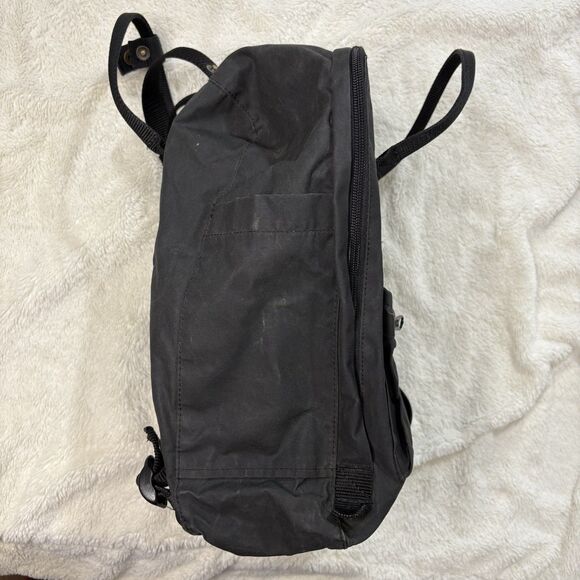 FJALLRAVEN KANKEN MINI Backpack Black Red Logo Pre-Owned Knapsack Bag - Picture 7 of 9
